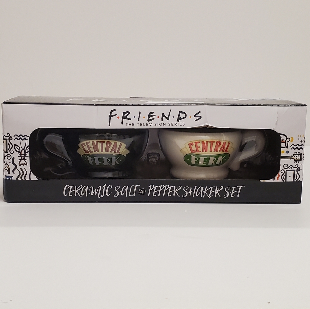 Friends the TV Show Central Perk Ceramic Salt and Pepper Shakers NEW
